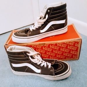 Women’s high top Vans